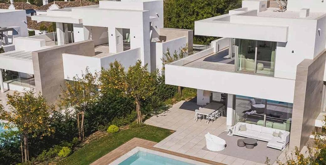 5 sypialnia Willa na sprzedaż w Marbella z basenem garażem - 2 295 000 € (Ref: 9726142)