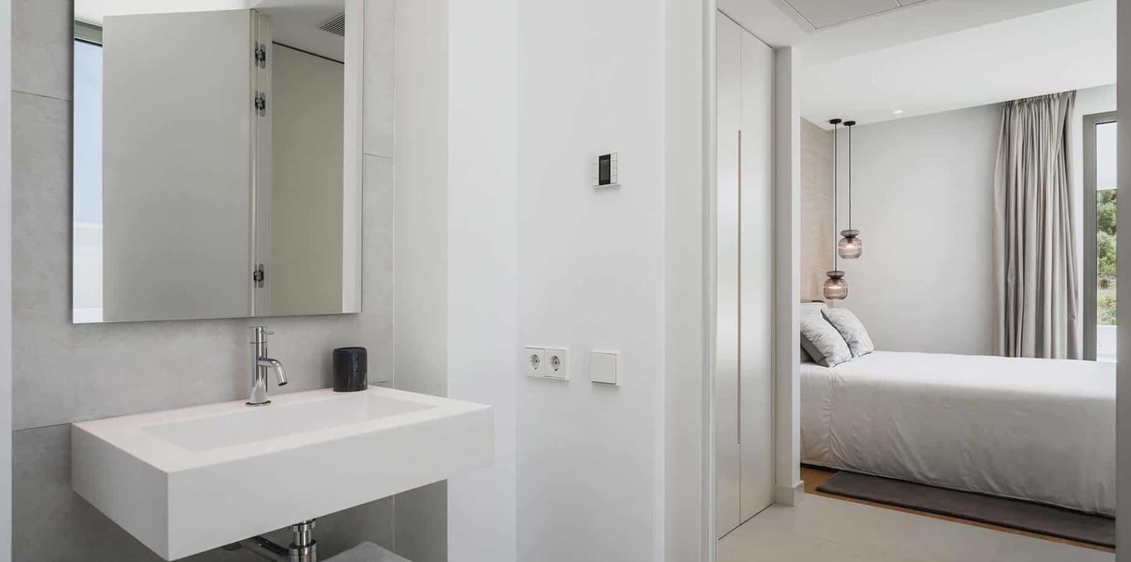 5 sypialnia Willa na sprzedaż w Marbella z basenem garażem - 2 295 000 € (Ref: 9726142)