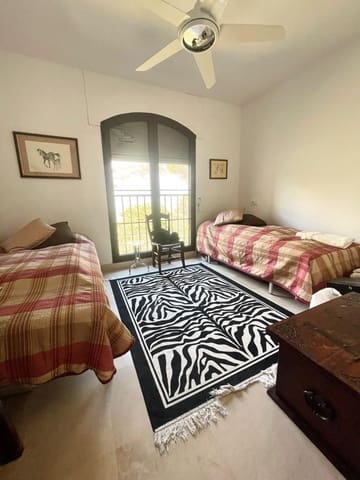 2 soveværelse Lejlighed til salg i Marbella med swimmingpool garage - € 450.000 (Ref: 9726144)