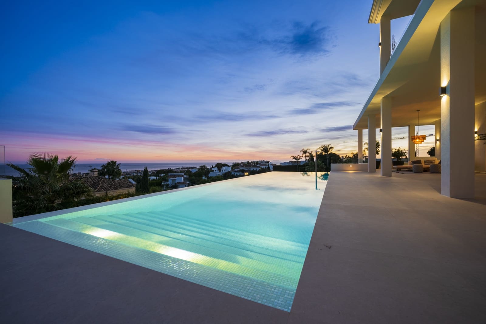 6 bedroom Villa for sale in Marbella with pool garage - € 9,950,000 (Ref: 9726147)