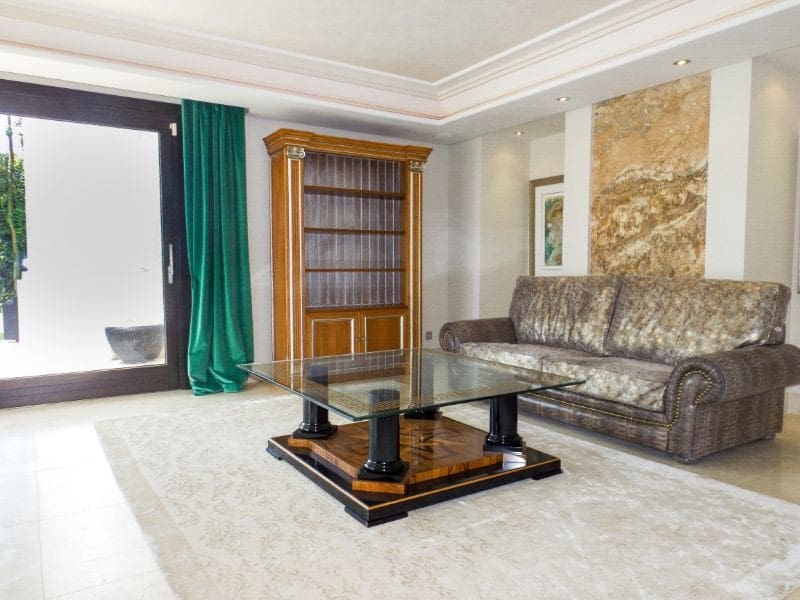 6 sovrum Villa till salu i Marbella med pool garage - 6 595 000 € (Ref: 9726154)