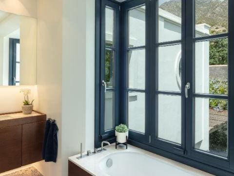 7 makuuhuone Huvila myytävänä paikassa Marbella mukana uima-altaan 
autotalli - 12 500 000 € (Ref: 9751989)