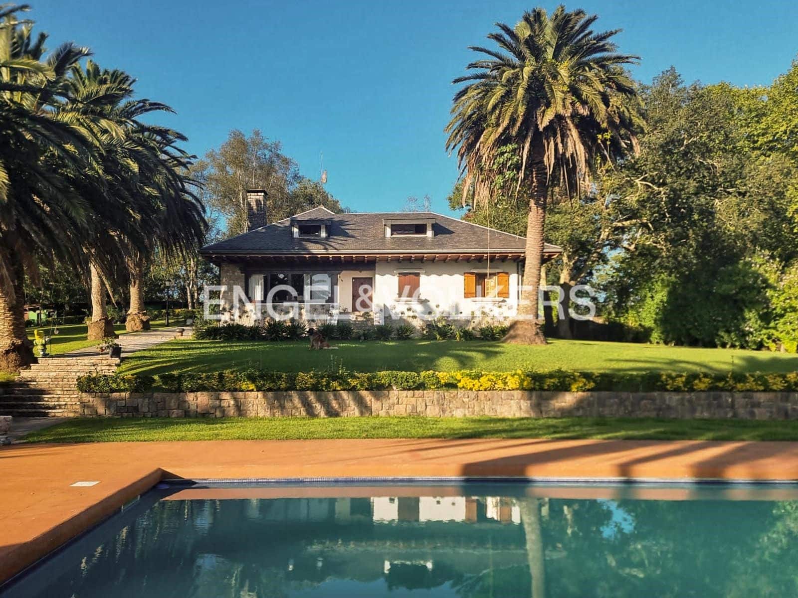 7 sypialnia Finka/Dom wiejski na sprzedaż w Donostia-San Sebastian z basenem garażem - 2 900 000 € (Ref: 9092626)