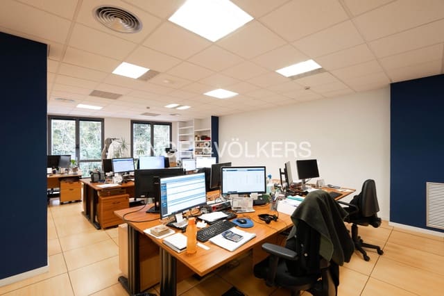 Building Plot for sale in Donostia-San Sebastián - € 396,000 (Ref: 9092631)