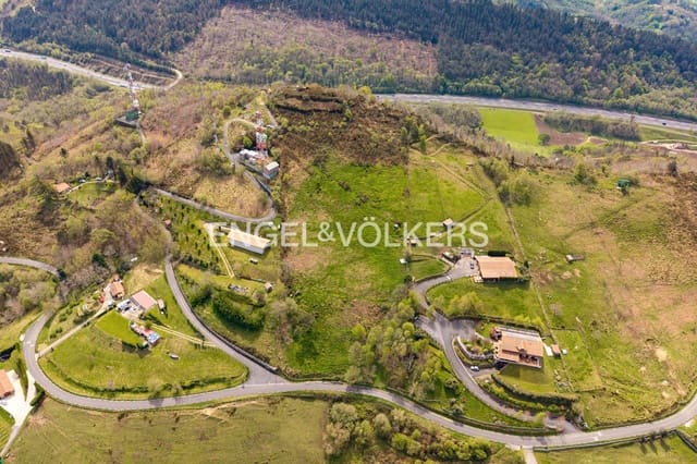 Building Plot for sale in Donostia-San Sebastián - € 175,000 (Ref: 9092649)