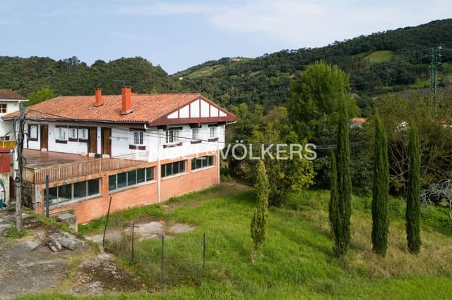 6 soveværelse Finca/Landehus til salg i Zumaia med garage - € 450.000 (Ref: 9092659)