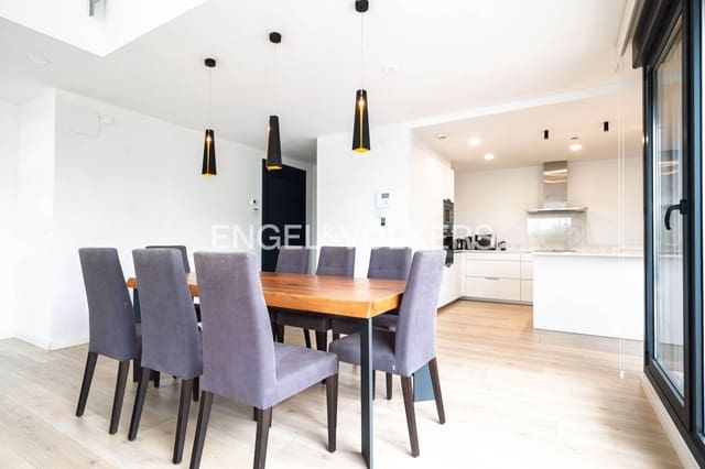 3 sypialnia Apartament na sprzedaż w Donostia-San Sebastián z basenem garażem - 1 598 000 € (Ref: 9108043)
