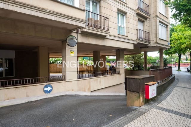 Garage til salg i Donostia-San Sebastián - € 60.000 (Ref: 9163276)