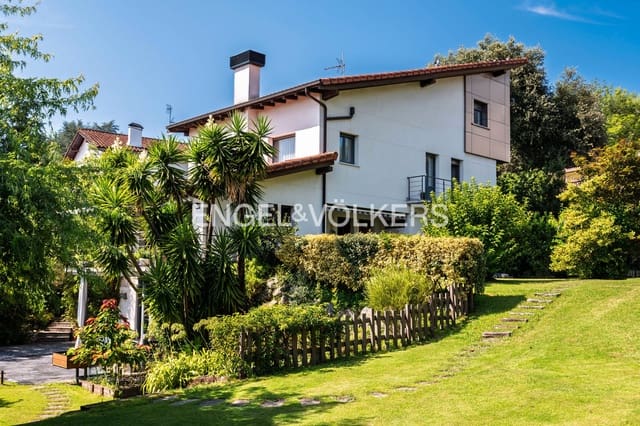 5 soverom Villa til salgs i Oiartzun med garasje - € 1 200 000 (Ref: 9165364)