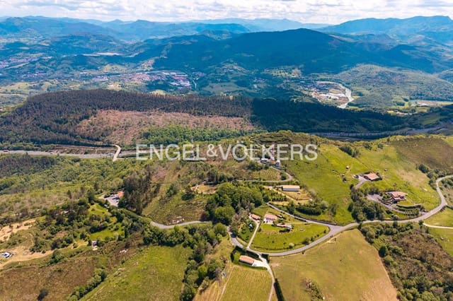 Building Plot for sale in Donostia-San Sebastián - € 530,300 (Ref: 9170076)