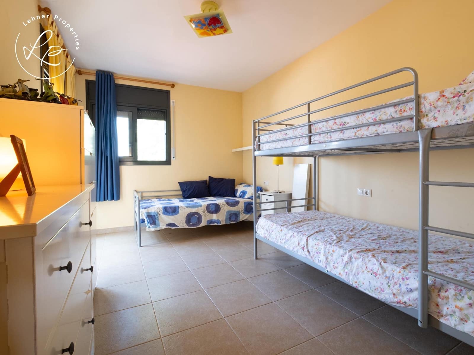 5 chambre Villa/Maison Mitoyenne à vendre à Pedret i Marza avec garage - 450 000 € (Ref: 10015596)