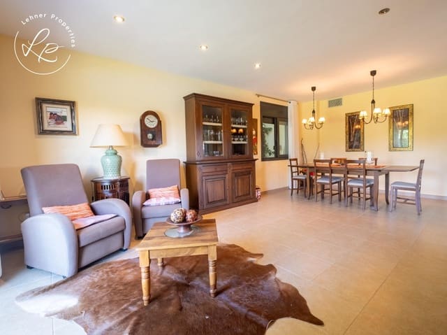 5 chambre Villa/Maison Mitoyenne à vendre à Pedret i Marzà avec garage - 450 000 € (Ref: 10015596)
