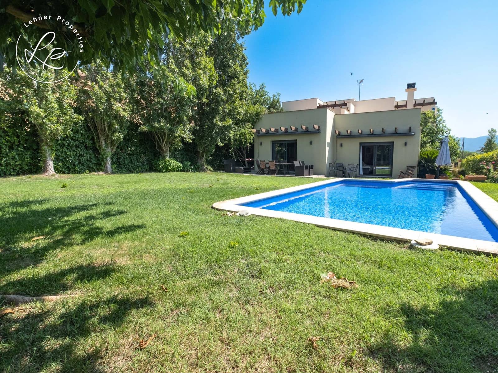 12 chambre Villa/Maison à vendre à Pedret i Marza avec piscine garage - 895 000 € (Ref: 10015598)