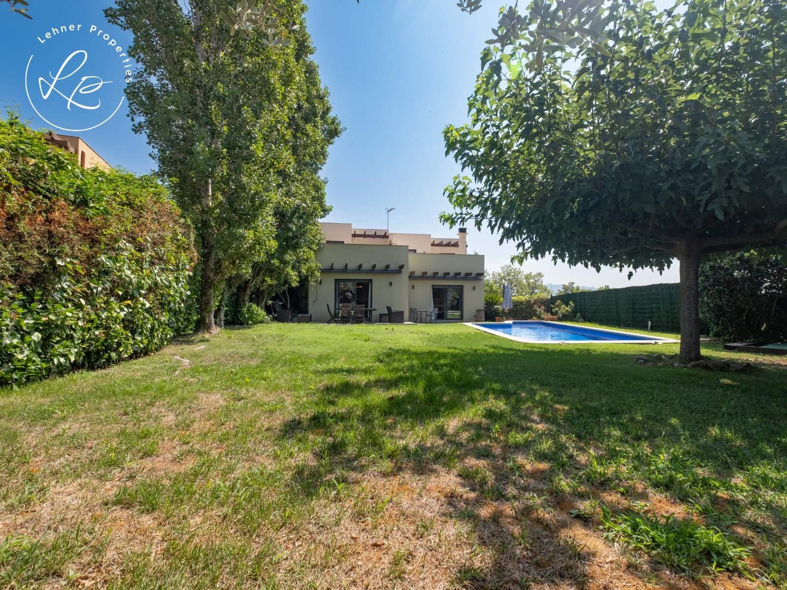 12 chambre Villa/Maison à vendre à Pedret i Marza avec piscine garage - 895 000 € (Ref: 10015598)