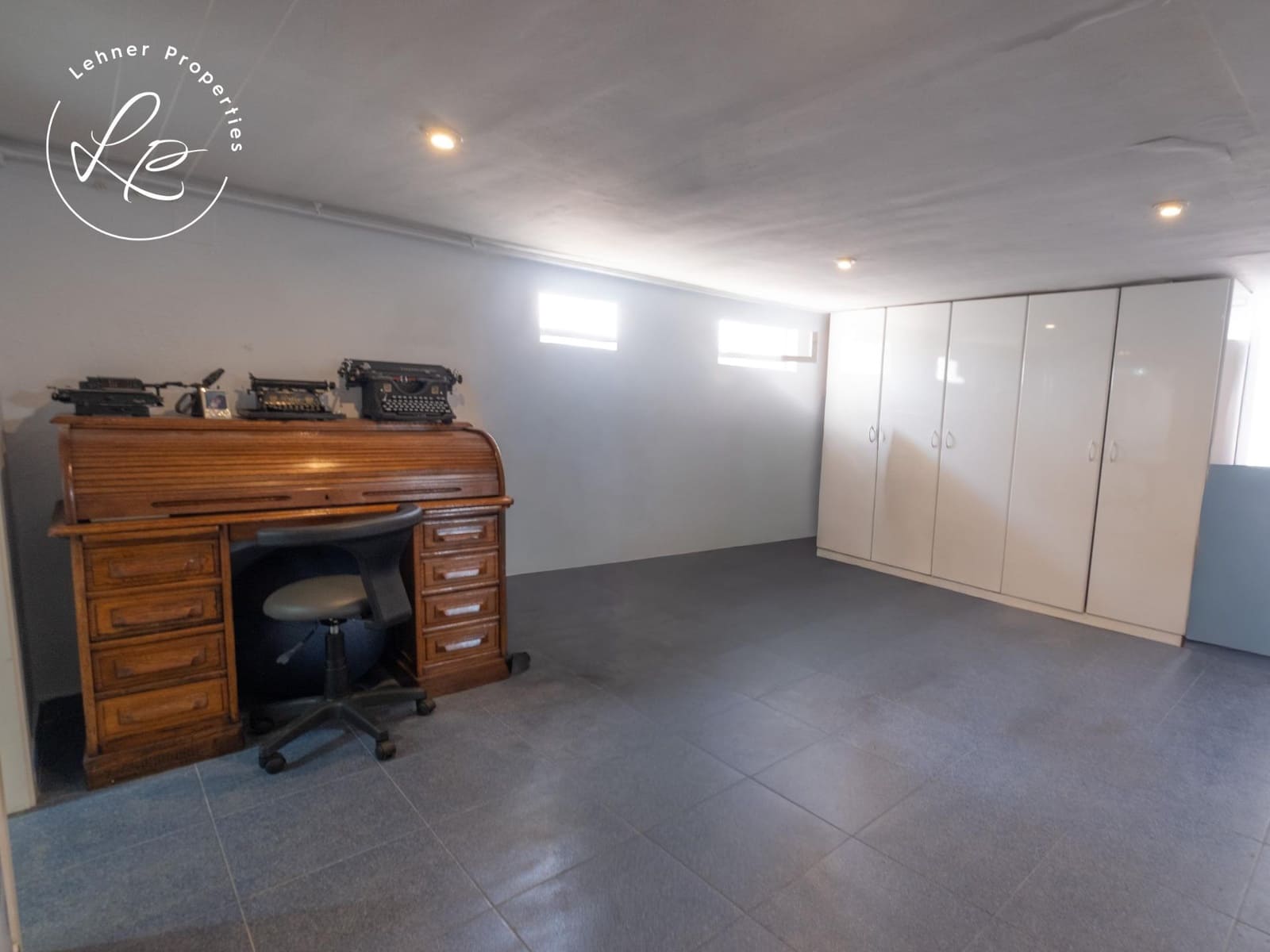 6 chambre Villa/Maison à vendre à Olot avec garage - 990 000 € (Ref: 10041144)