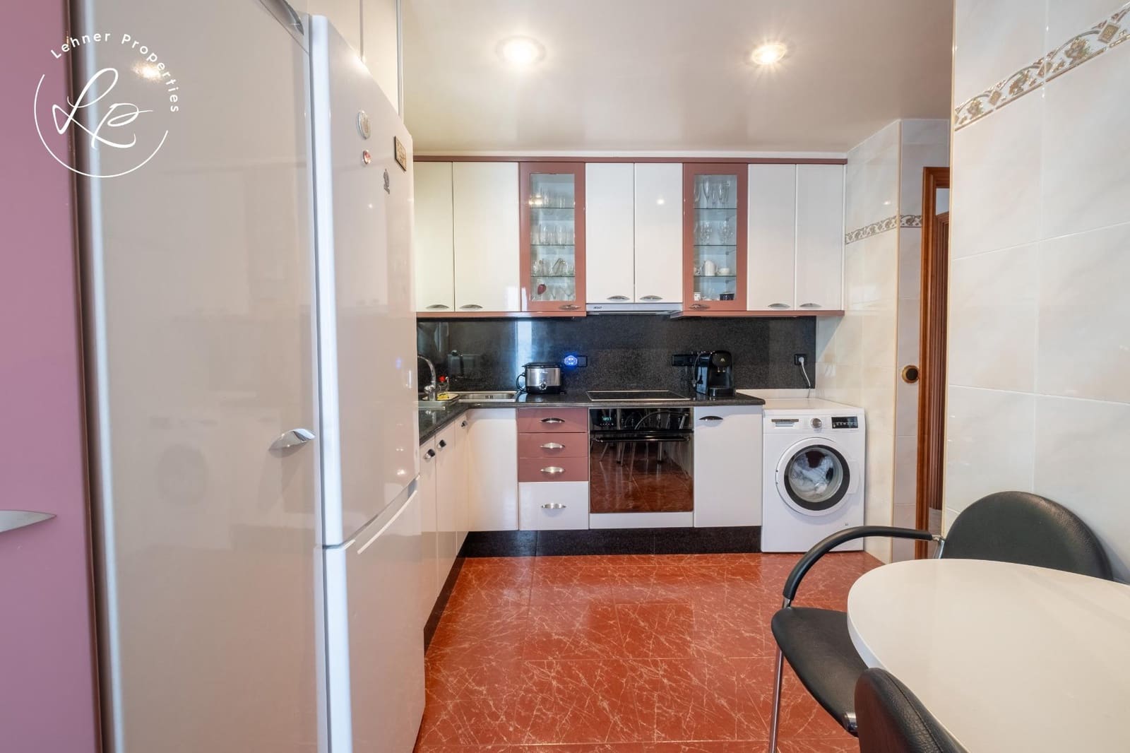 6 chambre Villa/Maison à vendre à Olot avec garage - 990 000 € (Ref: 10041144)