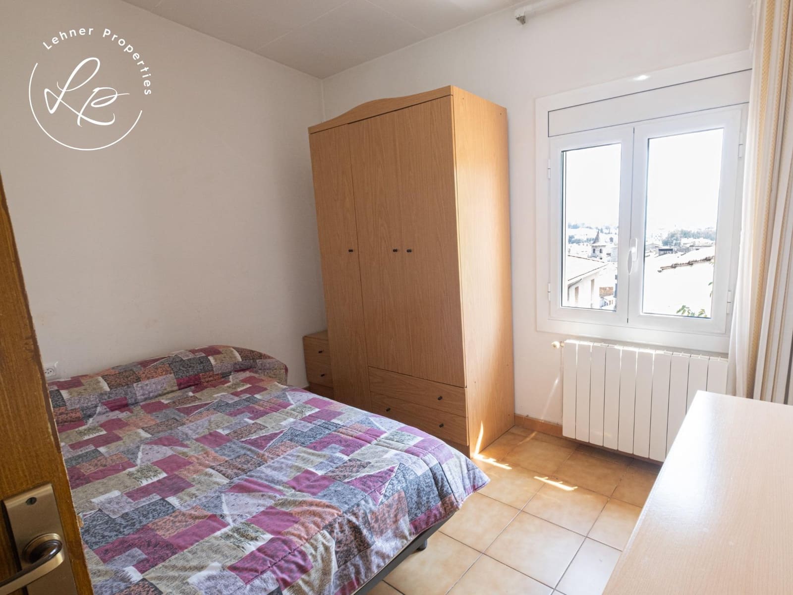 6 chambre Villa/Maison à vendre à Olot avec garage - 990 000 € (Ref: 10041144)