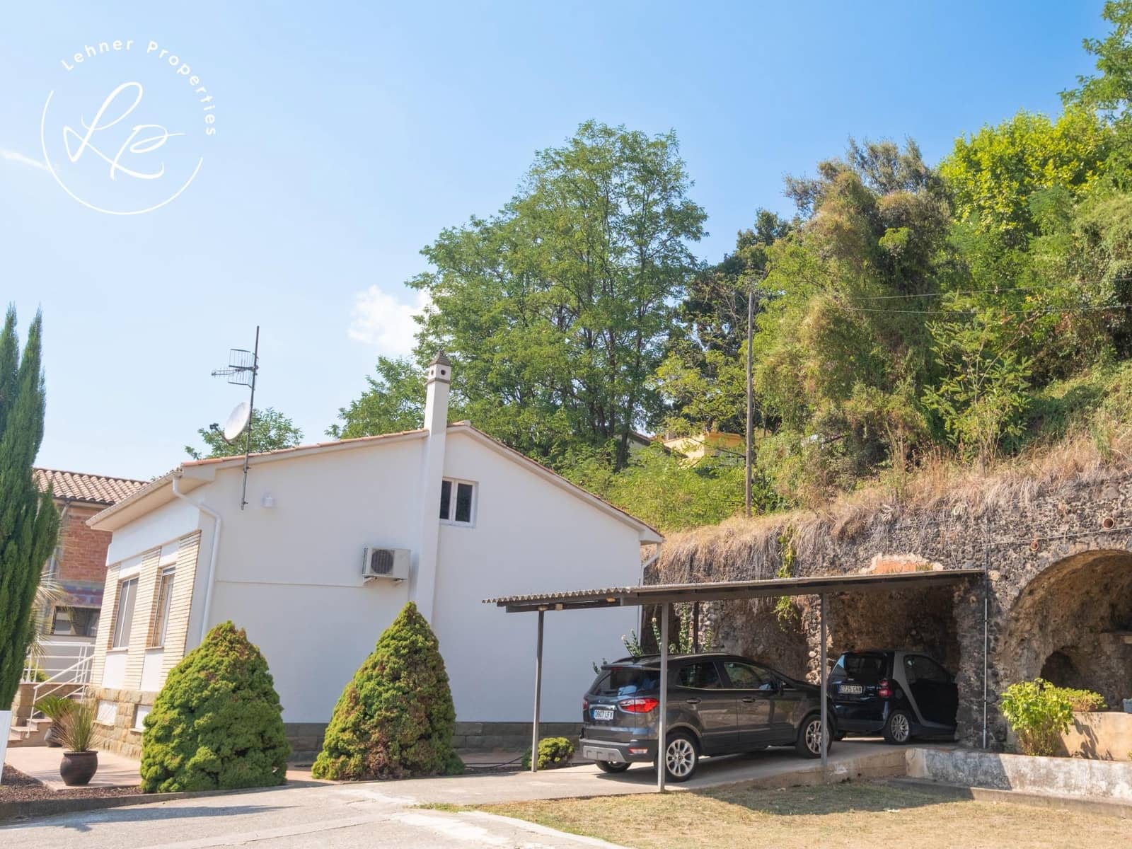 6 chambre Villa/Maison à vendre à Olot avec garage - 990 000 € (Ref: 10041144)