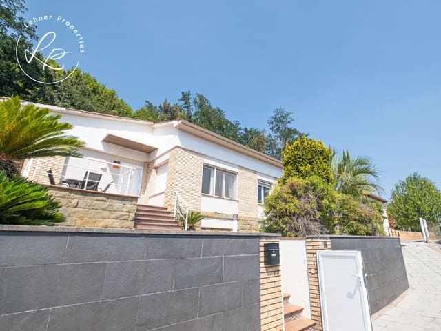 6 chambre Villa/Maison à vendre à Olot avec garage - 990 000 € (Ref: 10041144)