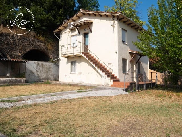 6 chambre Villa/Maison à vendre à Olot avec garage - 990 000 € (Ref: 10041144)