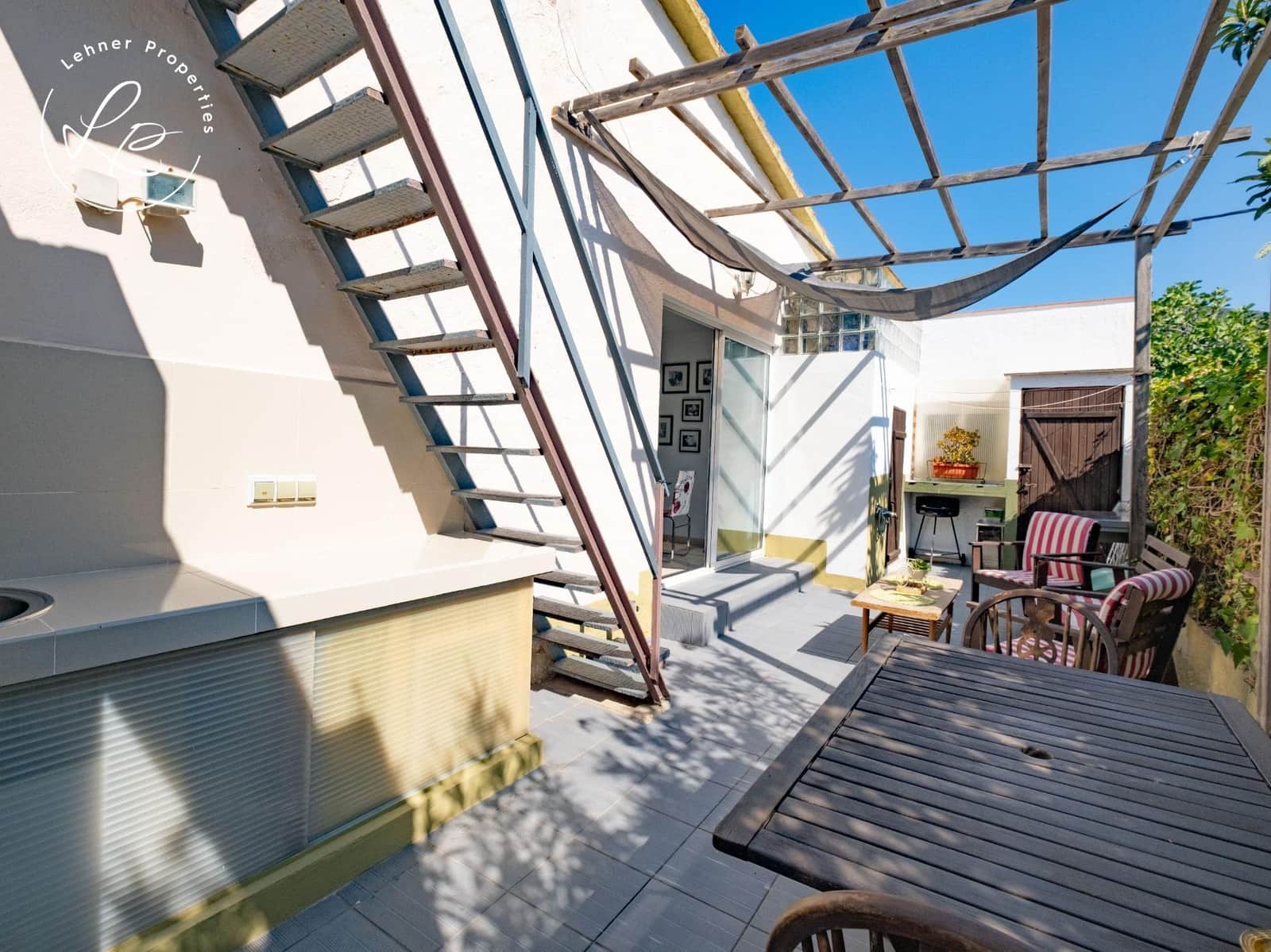 4 makuuhuone Huvila myytävänä paikassa Roses - 495 000 € (Ref: 10081245)
