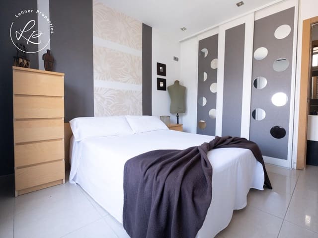 4 makuuhuone Huvila myytävänä paikassa Roses - 495 000 € (Ref: 10081245)