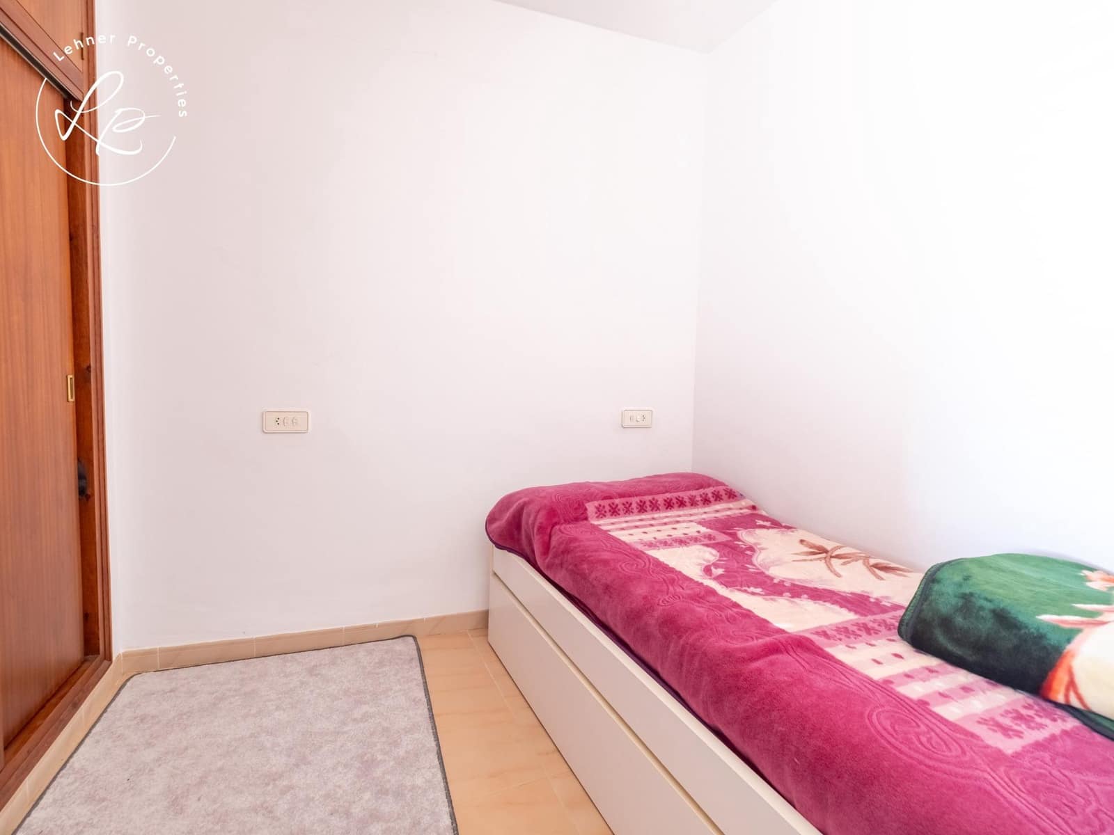 6 soveværelse Erhverv til salg i Garriguella - € 380.000 (Ref: 10183148)