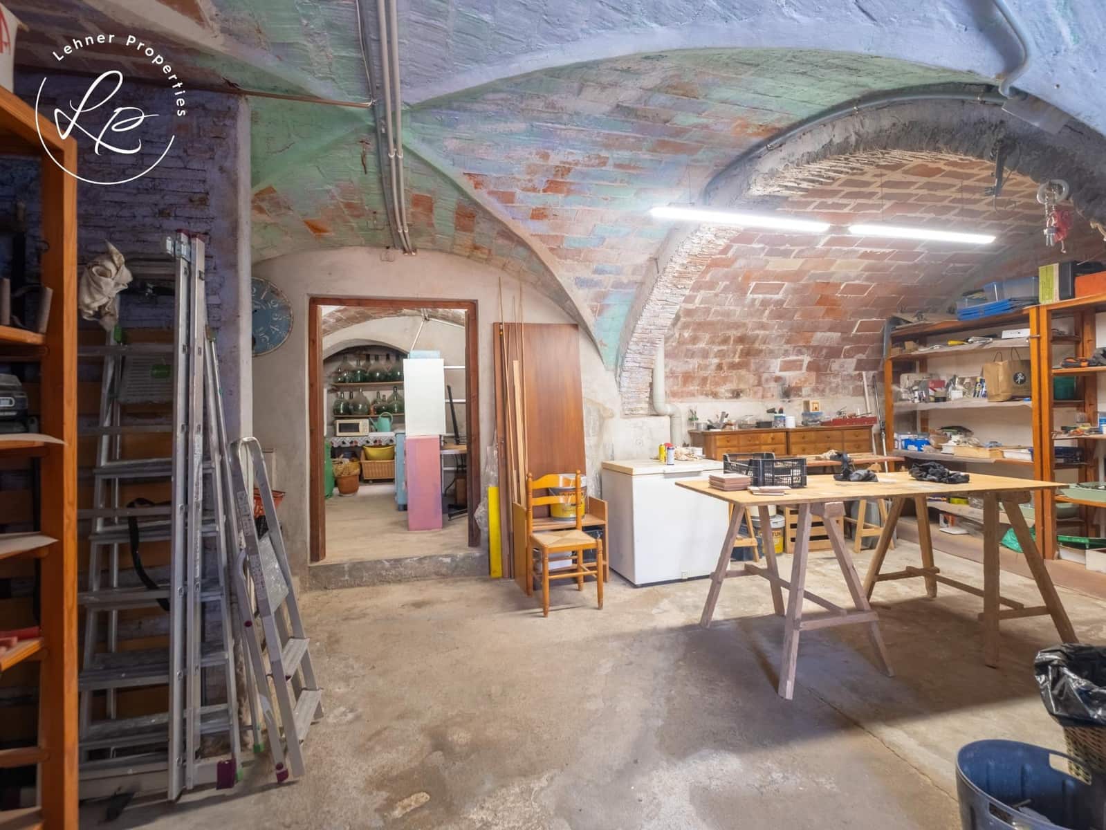 6 soveværelse Erhverv til salg i Garriguella - € 380.000 (Ref: 10183148)