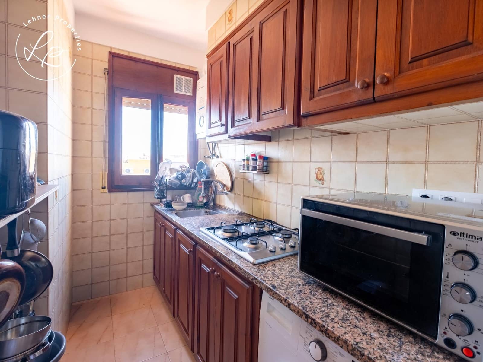 6 soveværelse Erhverv til salg i Garriguella - € 380.000 (Ref: 10183148)