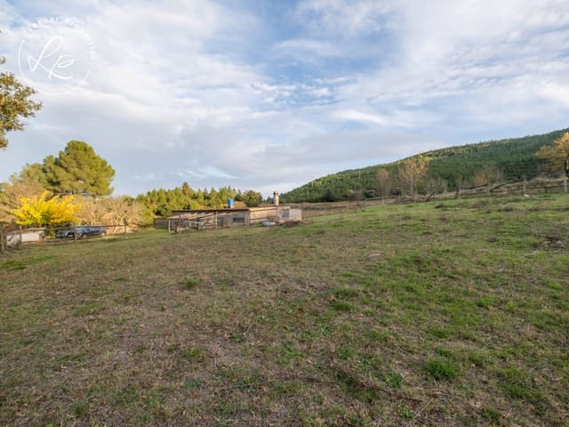 Ubebygd land til salgs i Biure - € 180 000 (Ref: 8881190)