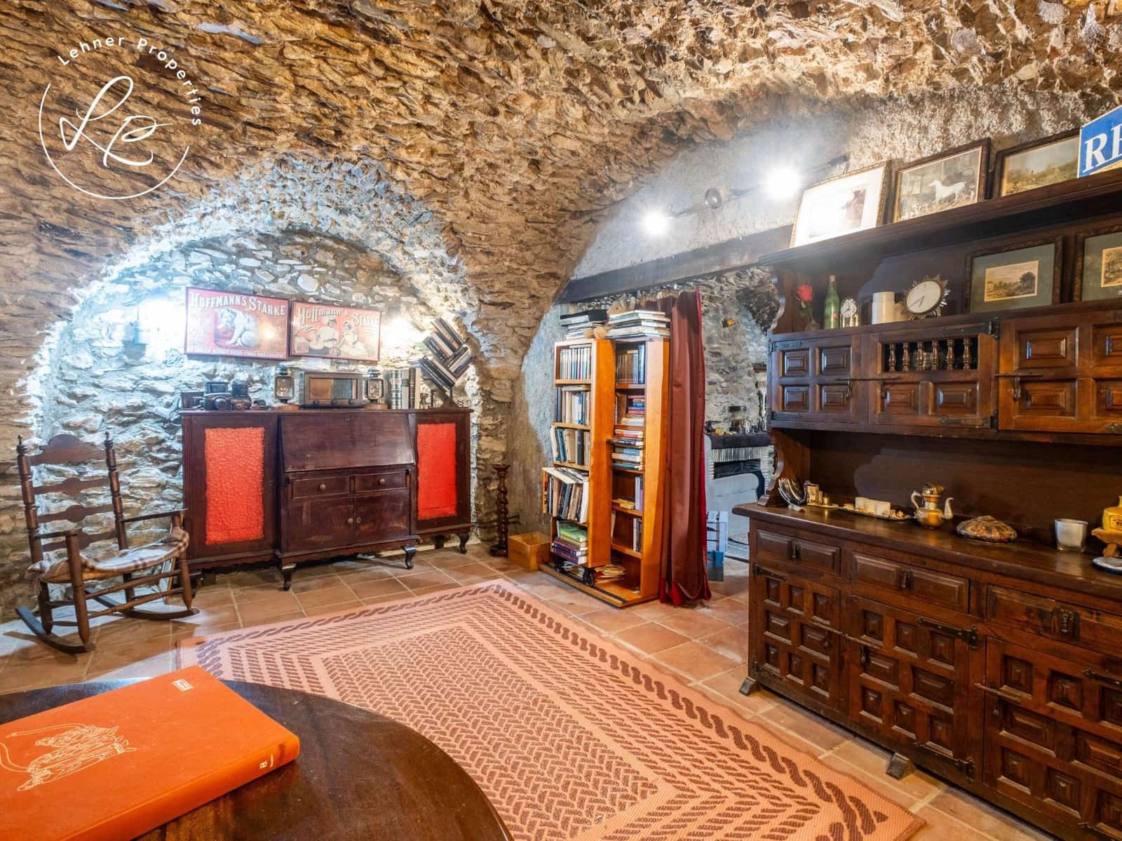 3 bedroom Townhouse for sale in Garriguella - € 450,000 (Ref: 9431677)