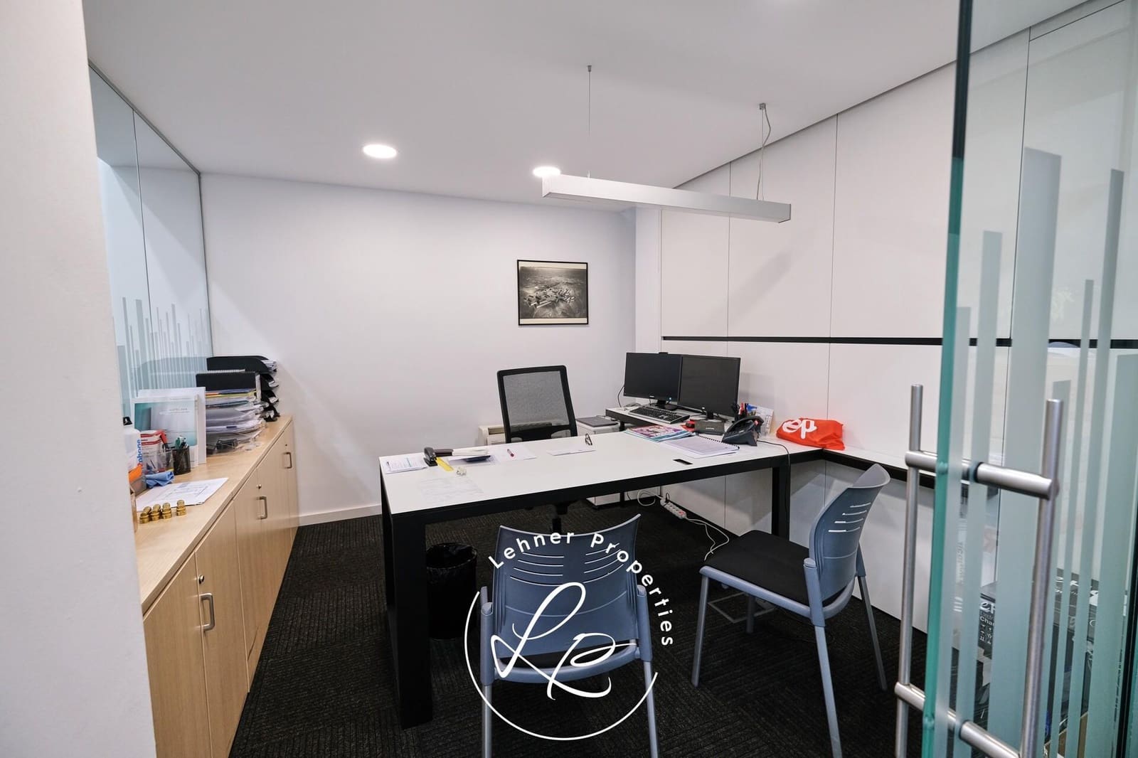 Commercial for sale in Figueres - € 380,000 (Ref: 9431678)