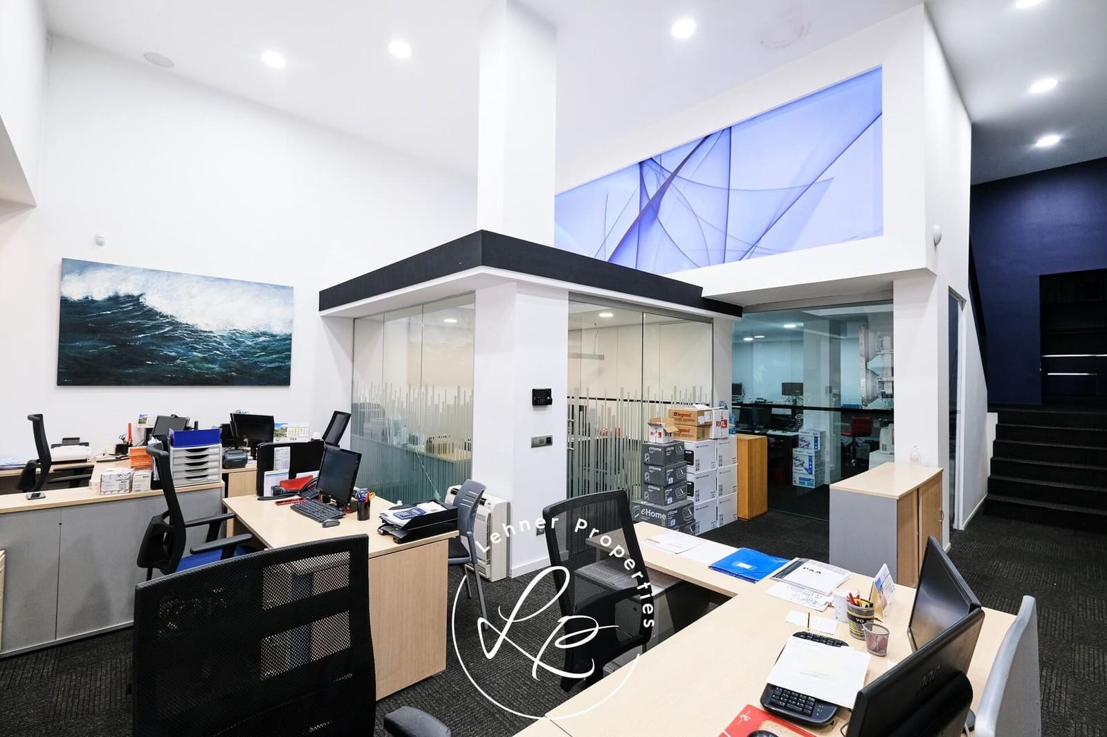 Commercial for sale in Figueres - € 380,000 (Ref: 9431678)