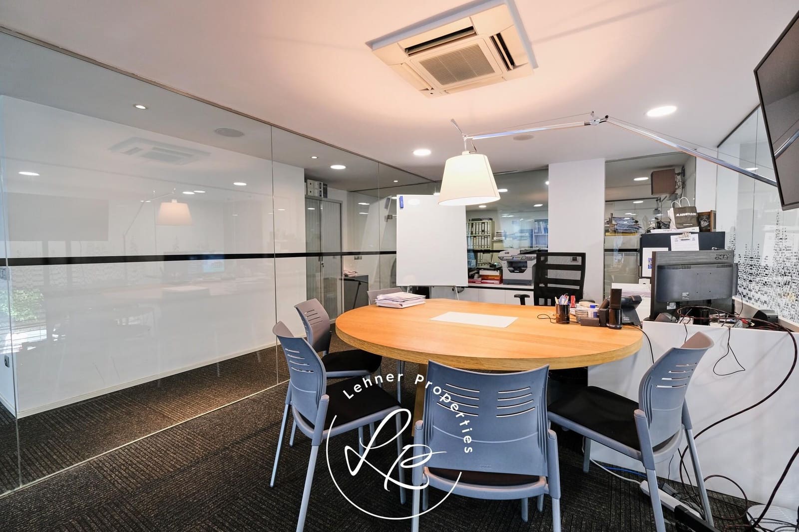 Commercial for sale in Figueres - € 380,000 (Ref: 9431678)