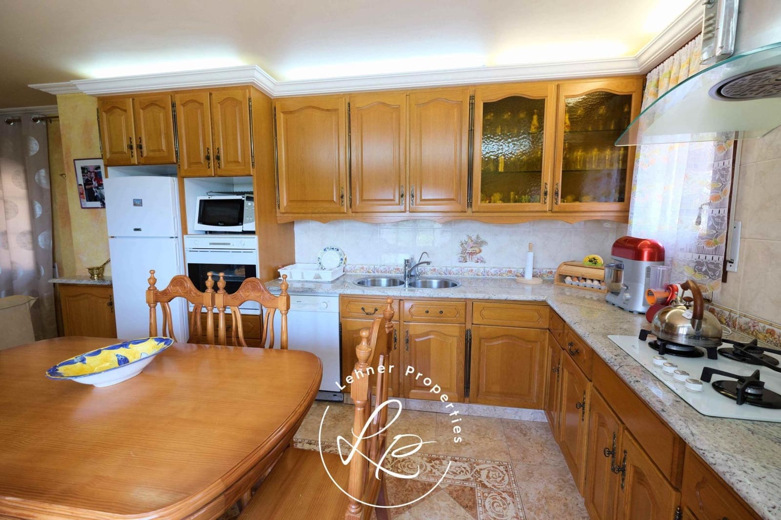 5 sovrum Finca/Hus på landet till salu i La Jonquera med garage - 735 000 € (Ref: 9431680)