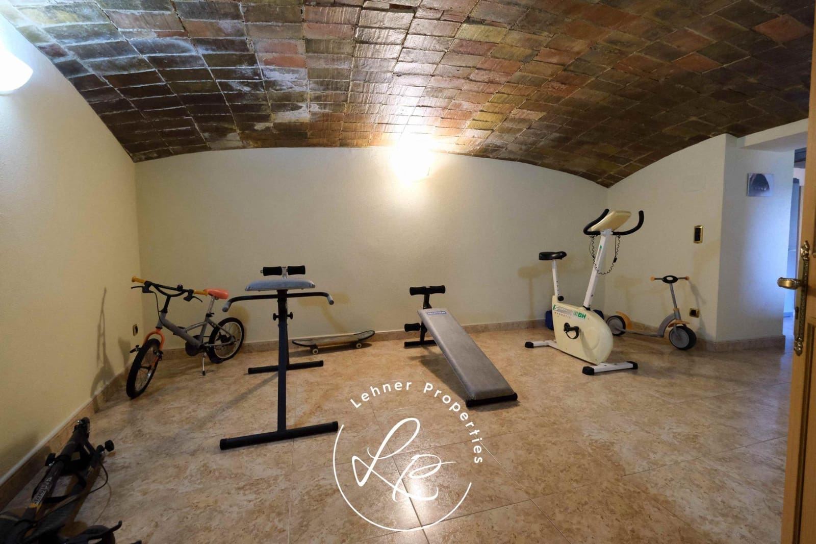 5 sovrum Finca/Hus på landet till salu i La Jonquera med garage - 735 000 € (Ref: 9431680)