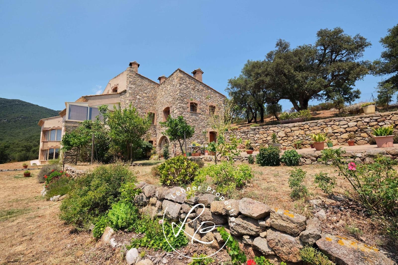 5 sovrum Finca/Hus på landet till salu i La Jonquera med garage - 735 000 € (Ref: 9431680)