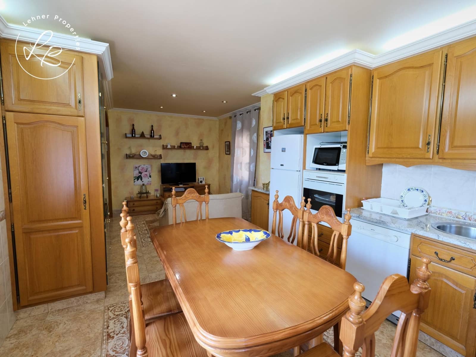 5 sypialnia Finka/Dom wiejski na sprzedaż w La Jonquera z garażem - 735 000 € (Ref: 9431680)