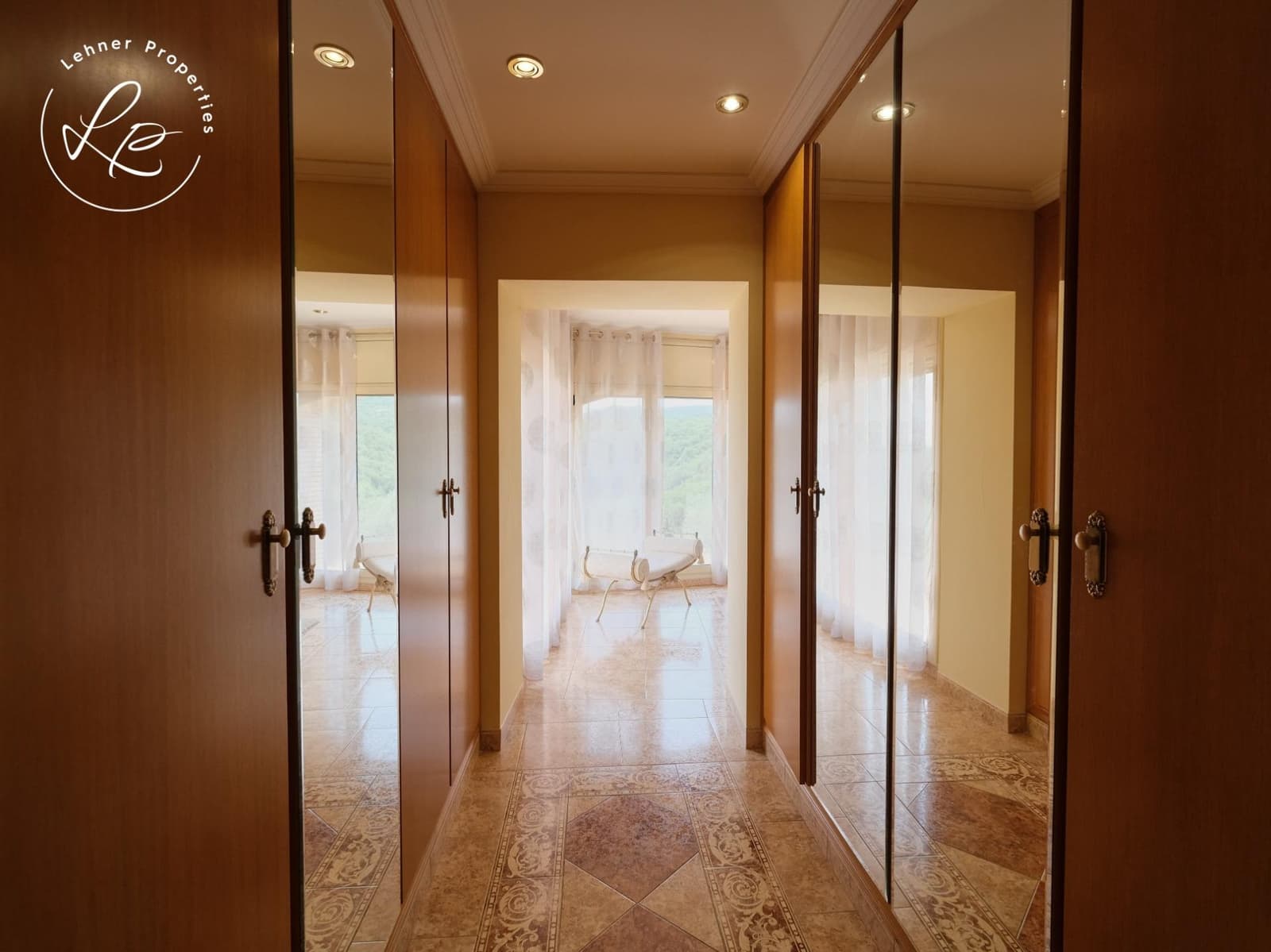 5 sypialnia Finka/Dom wiejski na sprzedaż w La Jonquera z garażem - 735 000 € (Ref: 9431680)