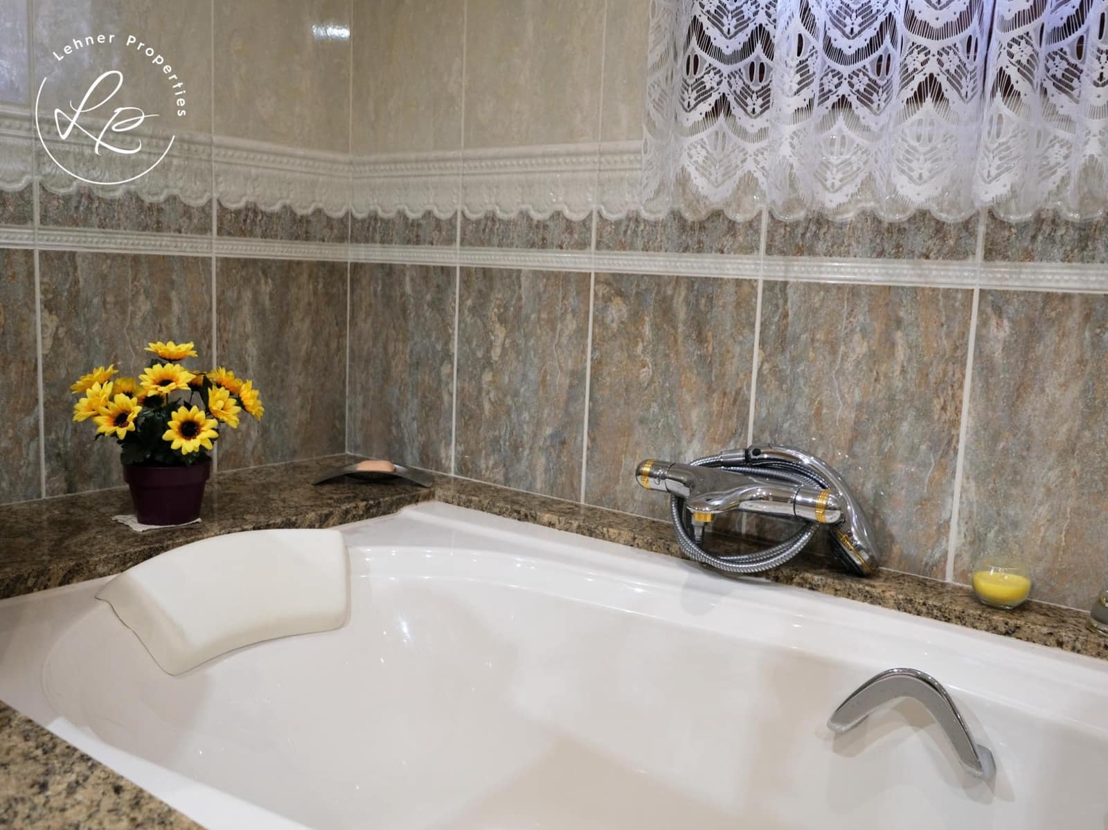 5 sypialnia Finka/Dom wiejski na sprzedaż w La Jonquera z garażem - 735 000 € (Ref: 9431680)