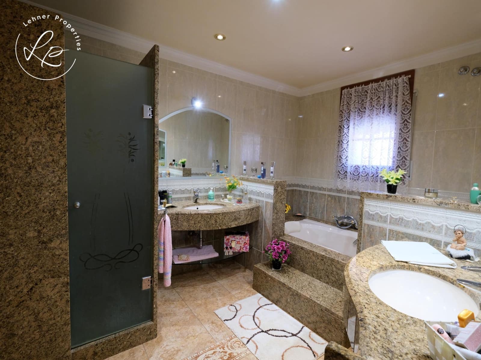 5 sypialnia Finka/Dom wiejski na sprzedaż w La Jonquera z garażem - 735 000 € (Ref: 9431680)