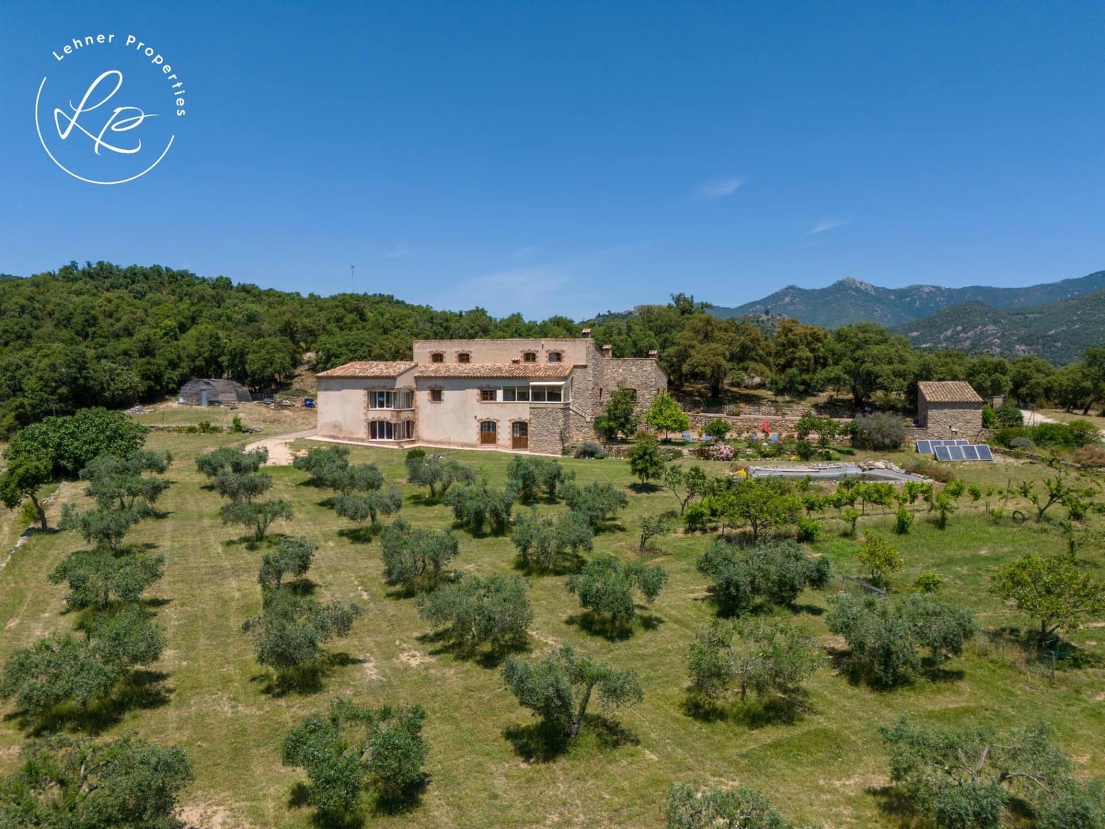 5 sovrum Finca/Hus på landet till salu i La Jonquera med garage - 735 000 € (Ref: 9431680)
