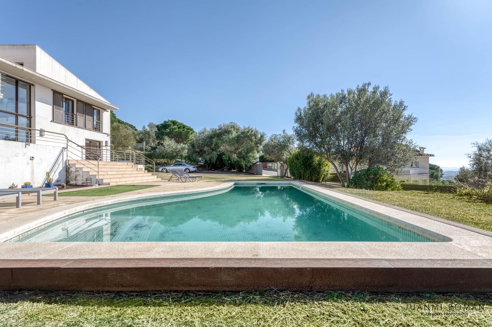 4 Zimmer Villa zu verkaufen in Pau mit Garage - 1.200.000 € (Ref: 9431681)