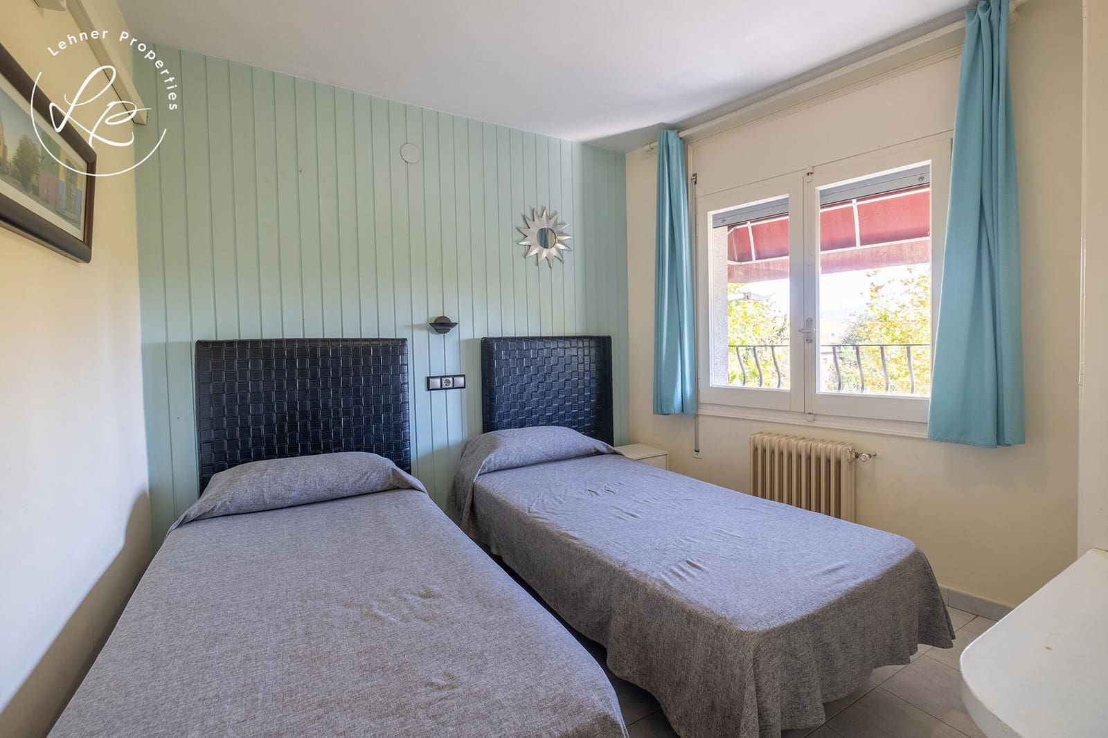 13 soverom Hotell til salgs i Empuriabrava - € 750 000 (Ref: 9431684)