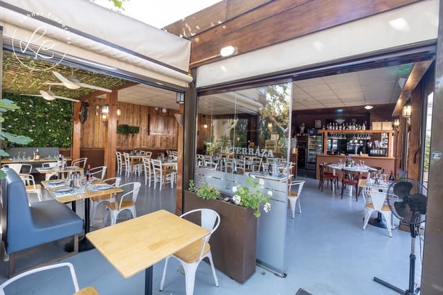 13 soveværelse Hotel til salg i Empuriabrava, Castelló d'Empúries - € 750.000 (Ref: 9431684)