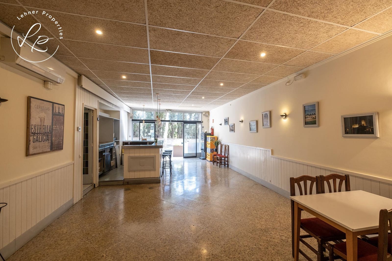 13 soverom Hotell til salgs i Empuriabrava - € 750 000 (Ref: 9431684)