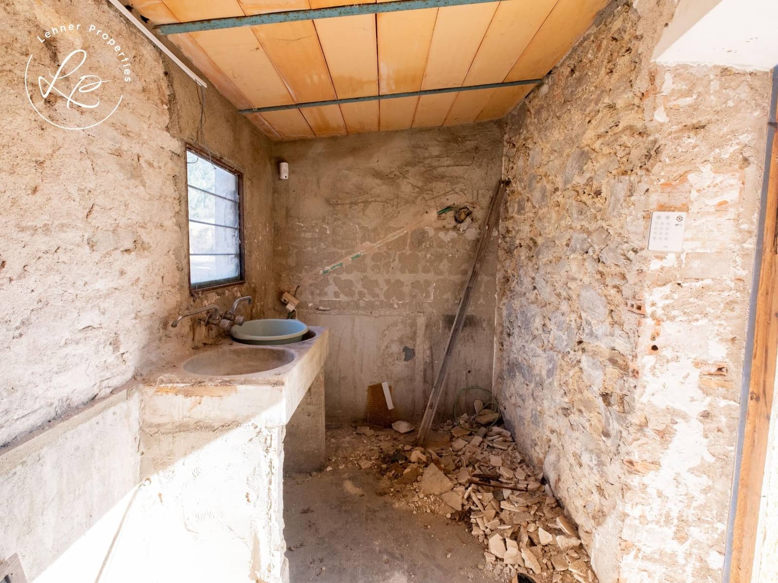 3 sypialnia Finka/Dom wiejski na sprzedaż w Darnius z garażem - 450 000 € (Ref: 9431685)