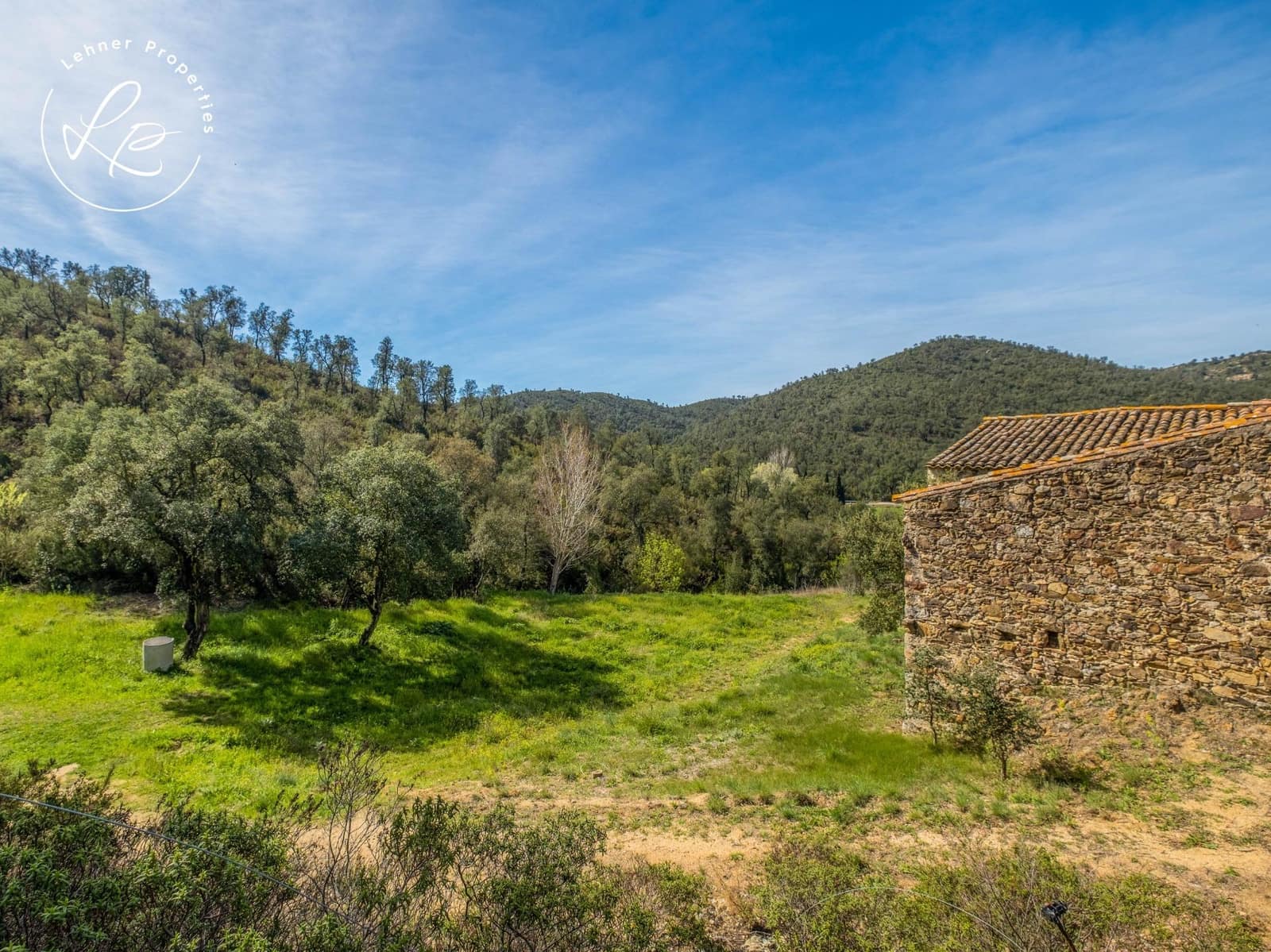 3 sypialnia Finka/Dom wiejski na sprzedaż w Darnius z garażem - 450 000 € (Ref: 9431685)