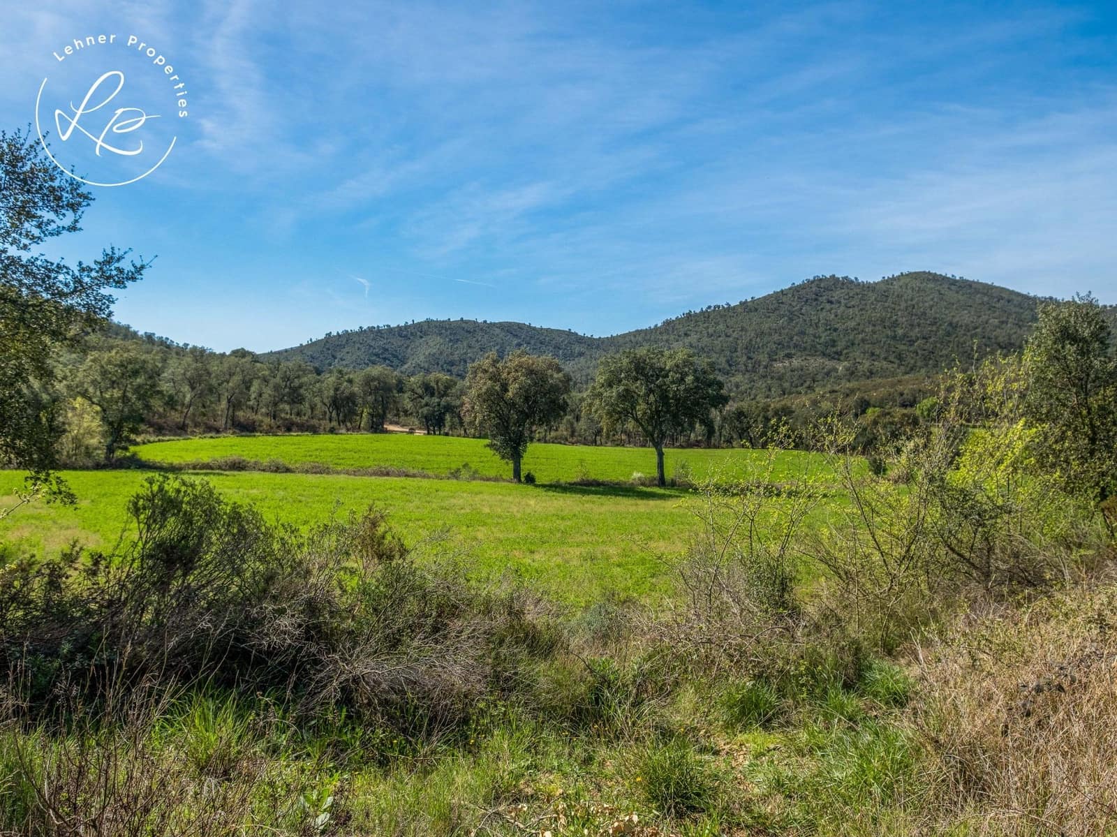 3 sypialnia Finka/Dom wiejski na sprzedaż w Darnius z garażem - 450 000 € (Ref: 9431685)