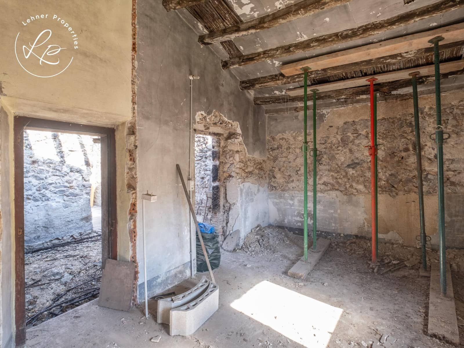 3 sypialnia Finka/Dom wiejski na sprzedaż w Darnius z garażem - 450 000 € (Ref: 9431685)